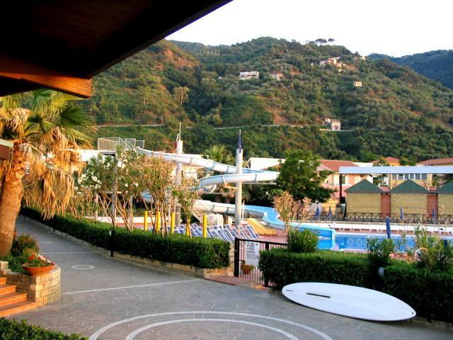 Villaggio Hotel Club Calanovellamare Piraino Exterior foto